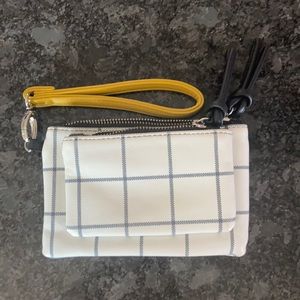 Double Pocket Wristlet